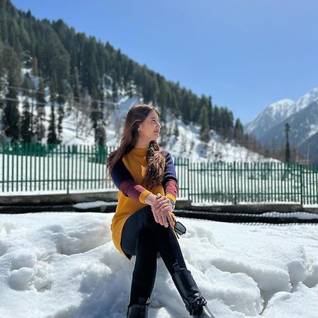 Srinagar Group Of Hotels Esterno foto