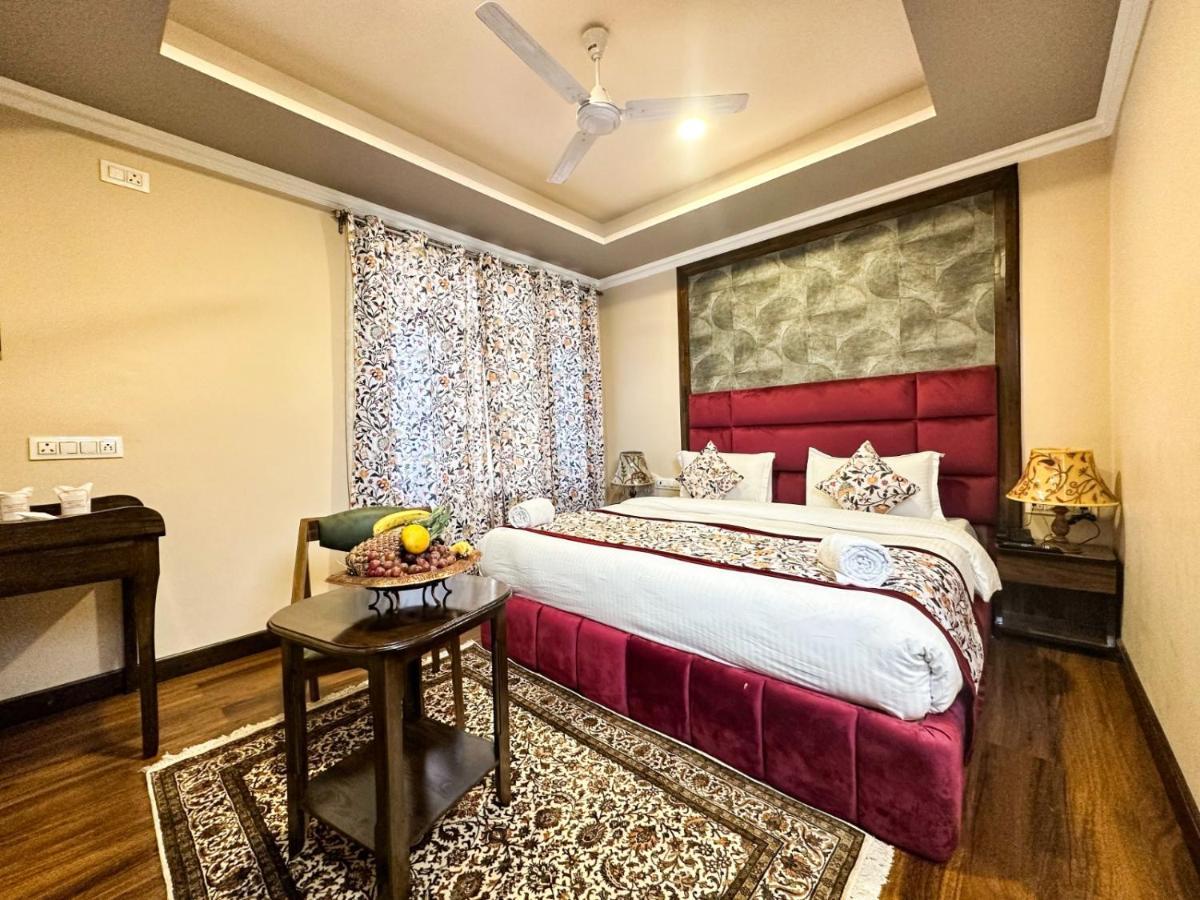 Srinagar Group Of Hotels Esterno foto