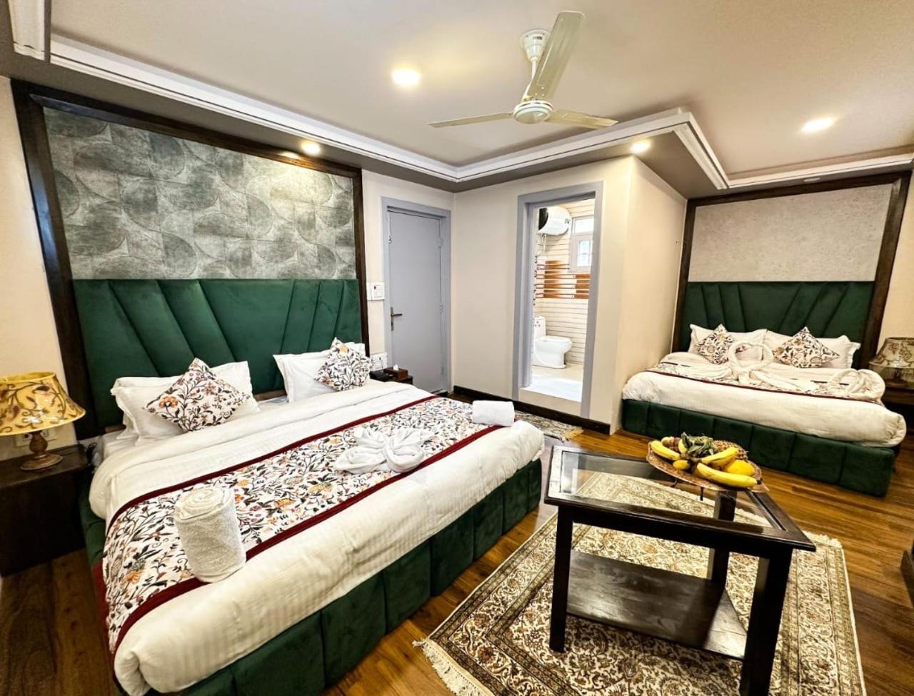 Srinagar Group Of Hotels Esterno foto